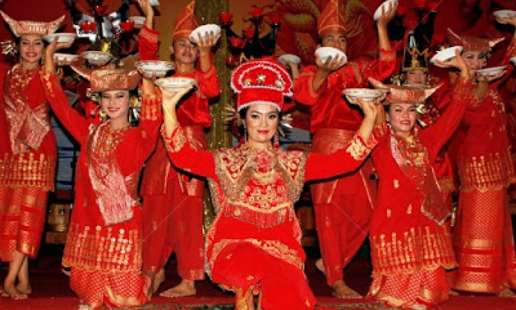10 Tari Tradisional dari Minangkabau