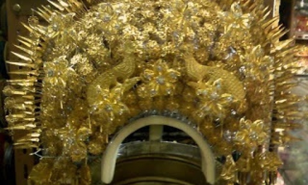 Suntiang untuk Wanita di Minangkabau