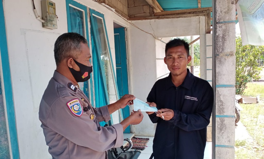 AIPTU SOPOYONO Habiskan 52 masker