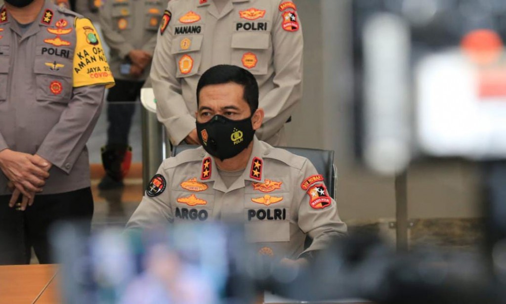 Hari Ini, Panglima TNI dan Kapolri Tinjau Vaksinasi di Madiun dan Bangkalan