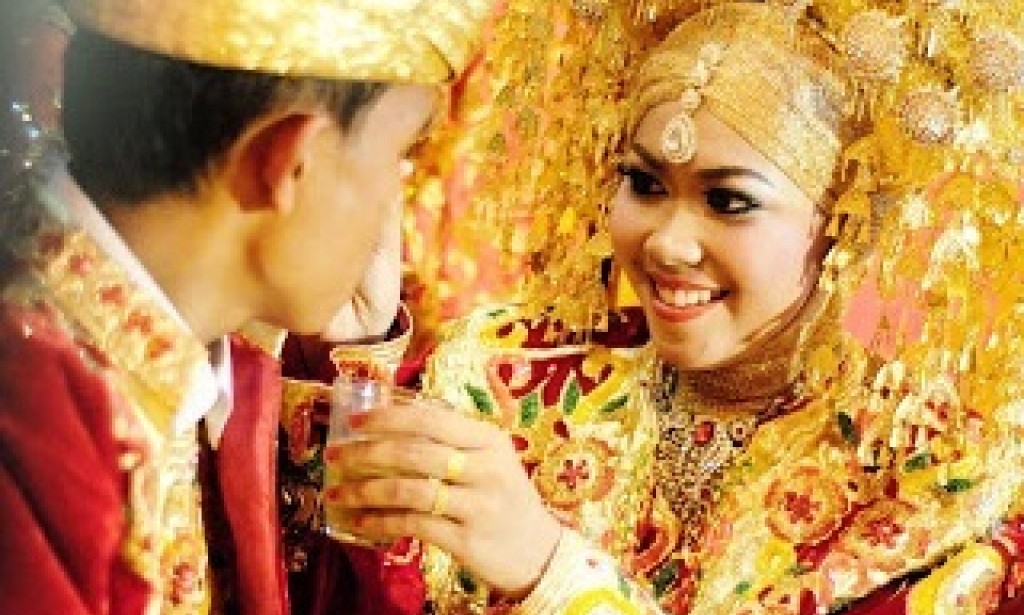 Prosesi Pernikahan ala Minangkabau, Baralek