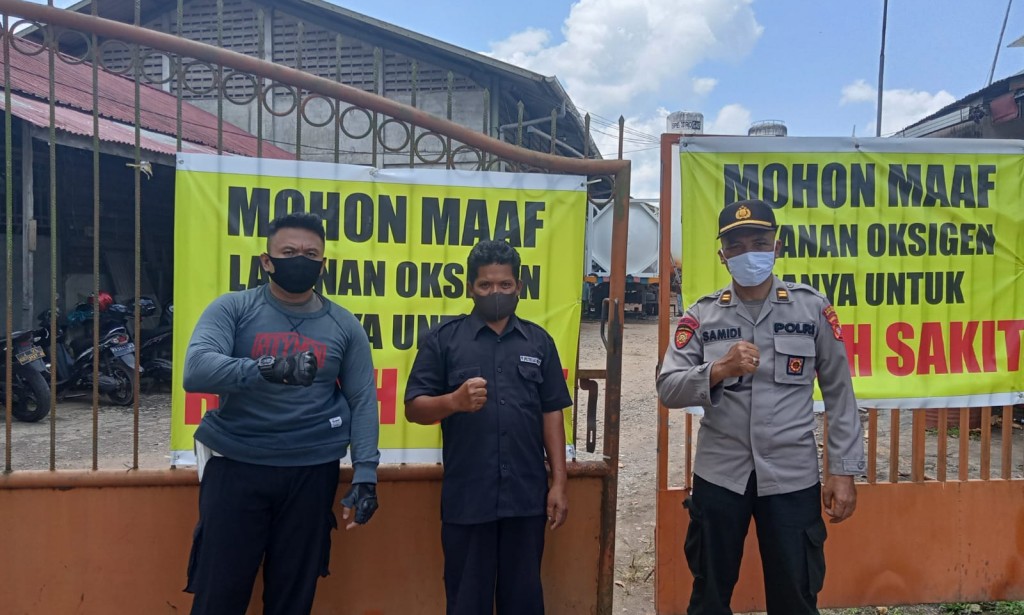 MEMBERIKAN RASA AMAN POLSEK SUNGAI RAYA LAKUKAN PENGAMAN PENDISTRIBUSIAN  OKSIGEN