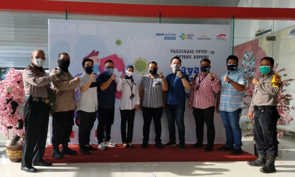 AUTO 2000 GELAR VAKSIN GOTONG ROYONG