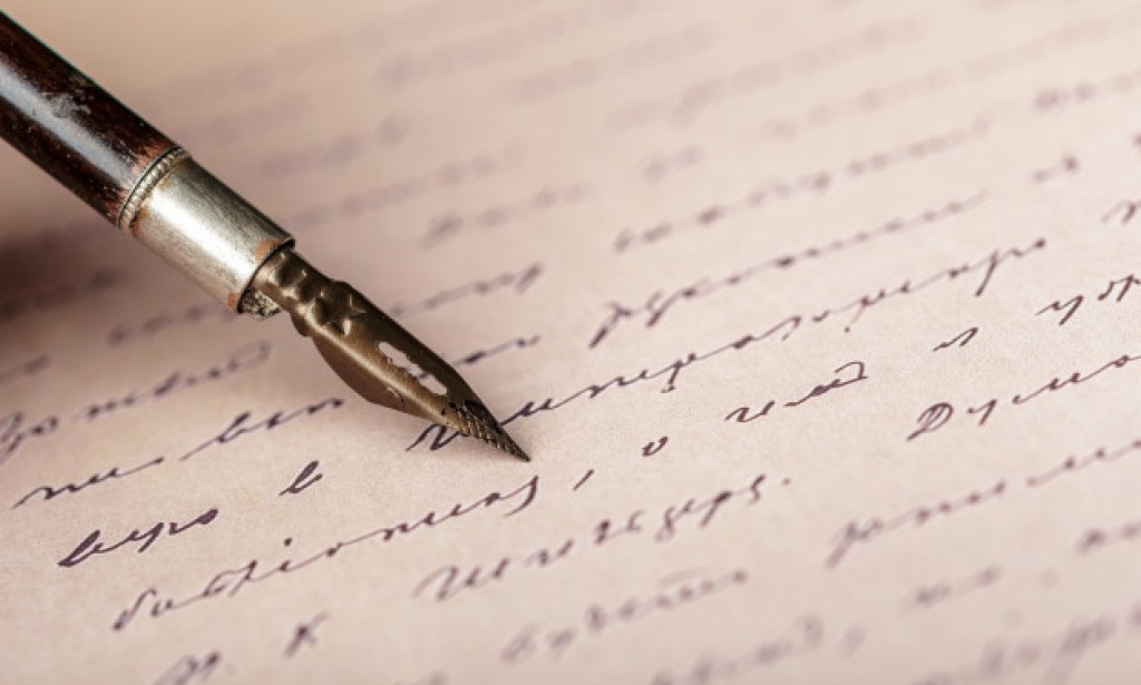 Membandingkan Hal Utama Elemen Intrinsik Teks Sastra - Soal AKM Literasi Teks Fiksi