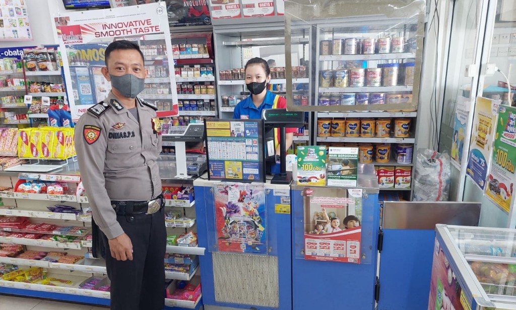 Cegah 4C dan Imbauan PROKES, Polsek Sungai Raya Lakukan Patroli