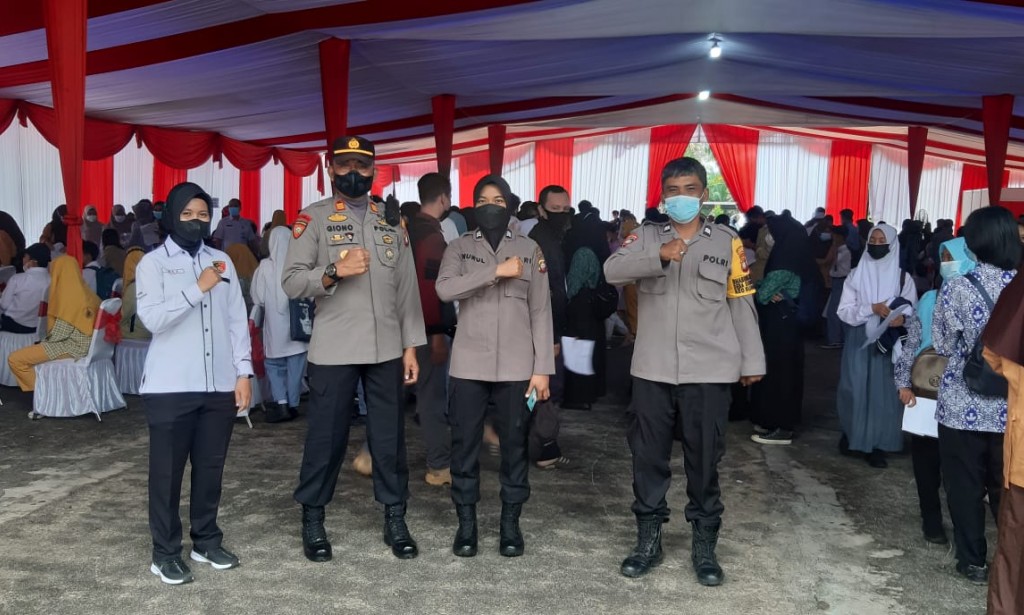 Badan Intelijen Negara Republik Indonesia Targetkan 3500 orang Vaksin Untuk Pelajar Santri Indonesia Sehat Indonesia Hebat.