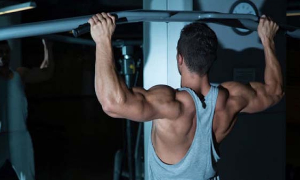 Melakukan Pull Up Setiap Hari? Ini Resikonya