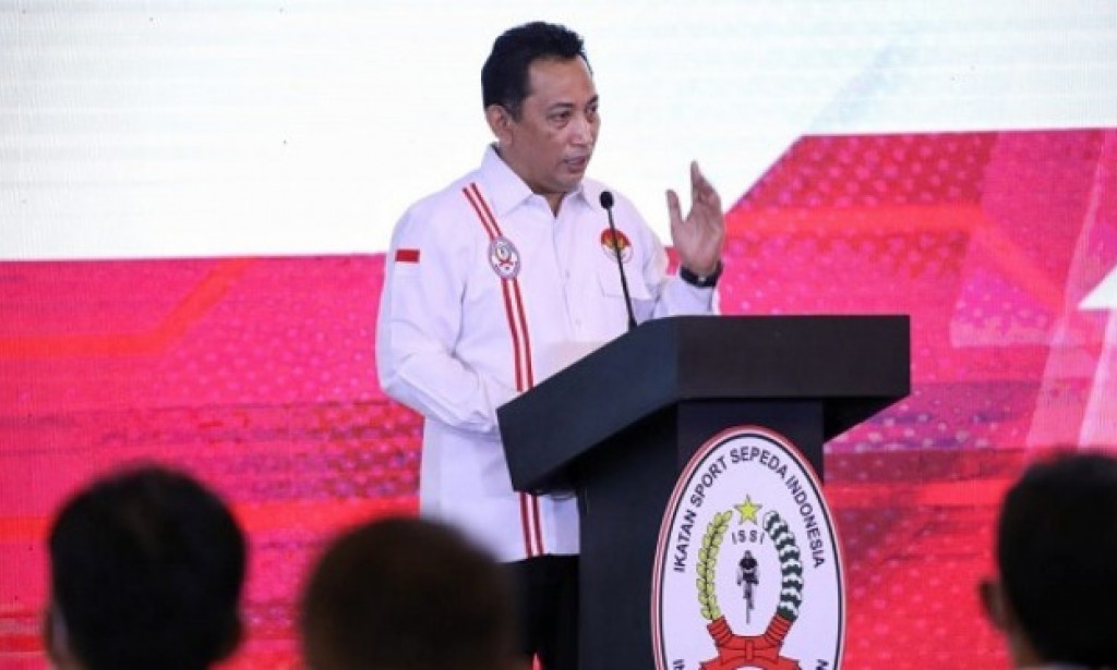 Kapolri Dilantik Jadi Ketum PB ISSI, Jenderal Sigit Janji Tingkatkan Prestasi Atlet Sepeda untuk Harumkan Indonesia